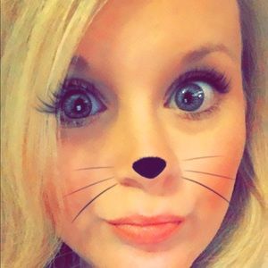 Meet your Posher, Britt